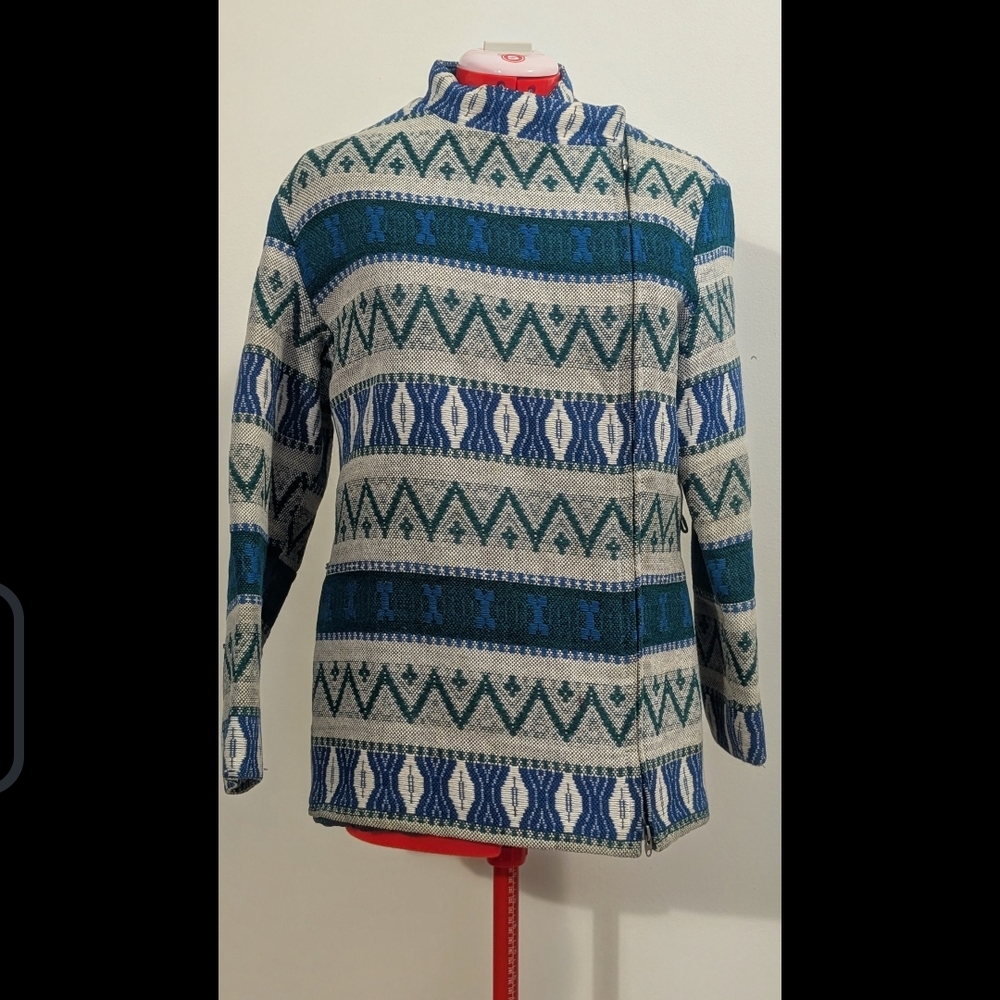 Geometric Patterned Sweater - Blue and Green